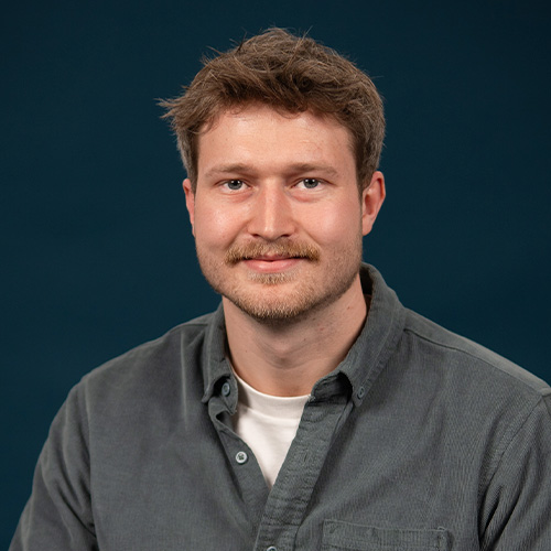 Studenterkonsulent Emil Gravholt • Stud.psych. • Human House