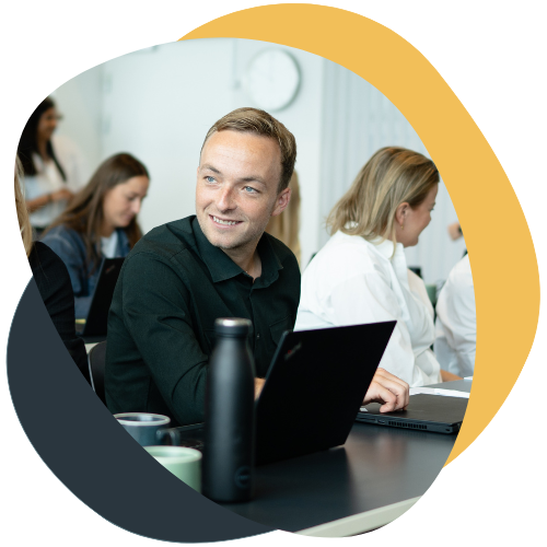 Lyttende medarbejder