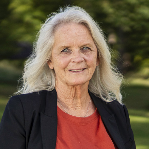 Projektkoordinator Annet Bunch • Administration